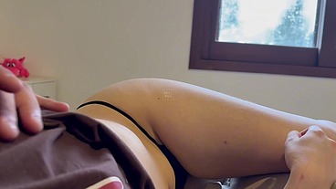 Casal real faz sexo romântico em um dia de chuva