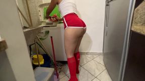 Quickie with my stepmom whose big bubble ass drives me crazy