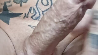 Domowy POV amerykańskich dojrzałych pań z wielkimi kutasami, które trzaskają ciasne tyłki