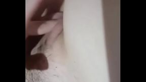 Me masturbo para ustedes (Lynela Nira)