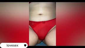 tanga roja a un lado y pene adentro