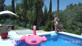 41yo Big Tit MILF Keira Gets Naughty by the Pool