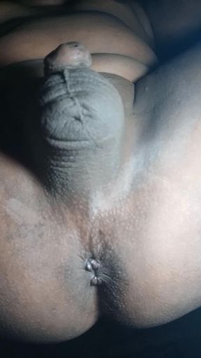 Sexy bottom expose her hole (Close Up)