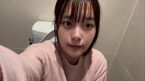 【大学生の一日のルーティン】カフェ行ってお散歩した後に家でオナニーしたらイキまくりました...