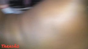 minha preta indo leite no rabo