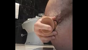 Me meto mi dildo arrugadito por todos mis agujeros - AnzzoSan