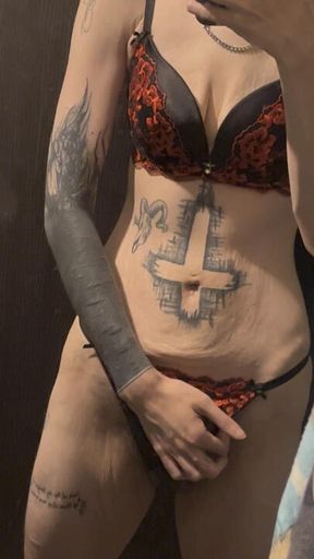 FTM slut jerks off in lingerie