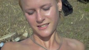 blondehexe - slip in pussy