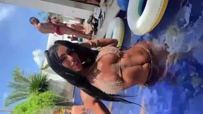 ts vanessa rafaella - masturbating after pool party