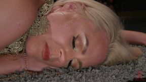Worship Khloe: Submissive Helena Locke Devotes Herself to Mistress Kay