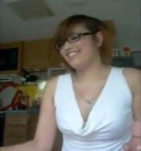 Curvy Coed Cutie Gives Head in Homemade Vid