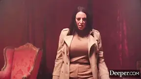 Angela White - Leads Reverse Gangbang In A War