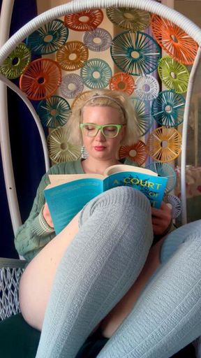 Which of you nerdy pervs likes to watch hot girls read?