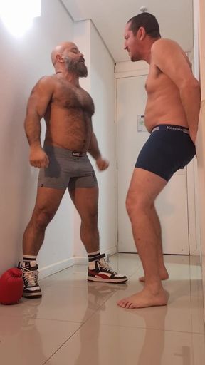 Naughtybearbr - Heavyweight Body Shot Challenge