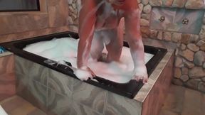 Exhibition in the bathtub
