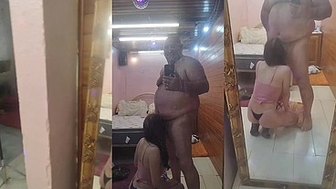 NOVINHA DEIXA GOZAR NA BOCA E AINDA ENGOLE
