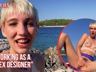 Ersties - Adorable Annika Plays With Herself On A Hot Beach In Croatia