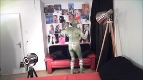 the kinky ork jerks it to a bunch of chick pics