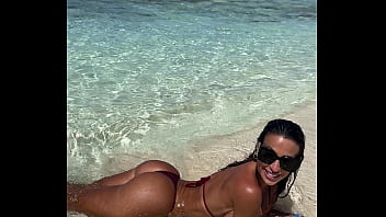 red bikini 3