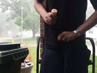 Jerking out outside and cumming