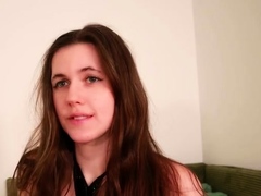 amateur alessia mon flashing ass on live webcam