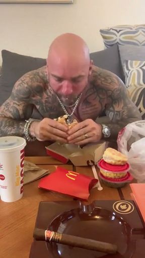 Mc Donald's and Kfc Mukbang!