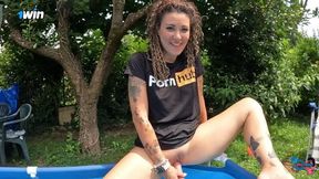 Italian does a porn casting secretly from her husband! "The video doesn't go on pornhub, does it?"