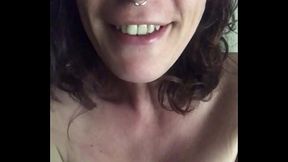 Petite salutation Rejoins moi dans mon intimit&eacute_ !