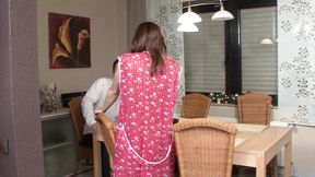 GERMAN PORN GIRL RIDES A HUGE COCK ON THE CHAIR TO A MOUTH
