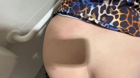 le folle el ano a una limpiadora del hotel, en tarragona