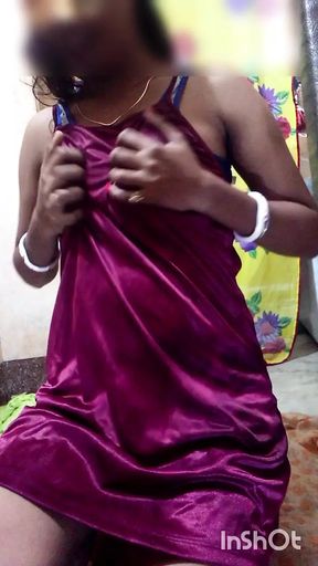 Indian girl pussy fingring wwwoww l