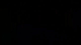 Video jadul amatir gay sahabat karib dengan penis hitam besar yang memberikan oral seks dan anal seks.