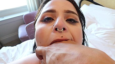 Sexy Goth Slut Creampie Feeding
