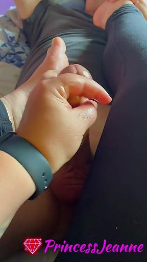 Hard Colse up BBW Wife Handjob Big Cum POV