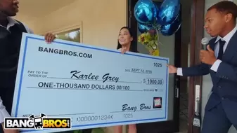 Hot - Karlee Grey gewinnt groß und nimmt es mit zwei Monstern von Schwänzen auf!