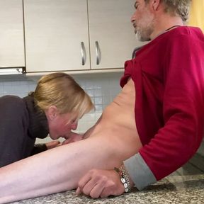 BLOWJOB IN THE KITCHEN, CUM IN MOUTH ( by WILDSPAINCOUPLE )