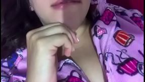 Pendeja me manda v&iacute_deo toc&aacute_ndose