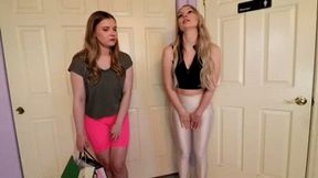INEED2PEE Ipod Harlow West & Sydney Paige double spandex wetting