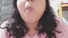 Me imagino comiendo tus salchichas.