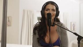 Curvy Sensation Alexa Payne Goes Wild with Charming Ryan Mclane!