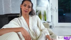 Veronica Leal is a wild sex-crazed stepmom who craves a creampie in her stepson's full figure.