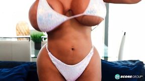 Lia Lovely: A Bikini Fantasy