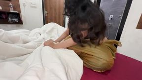 bhabhi ko shoping k bahane se hotel me leja k chudai ki indian bhabhi sex in hotel