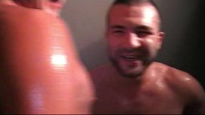 214 / arab muscle fucked during a massage trantic