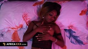 ”Sexy african sexy girl masturbates herself”