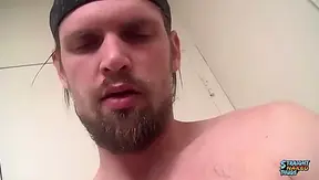 Thick Cream Hits the Mirror — Nolans Intense Solo Workout – Straight Naked Thugs 18+