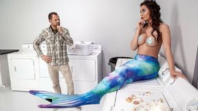 Sultry Siren Desiree Dulce Sizzles in Brazzers Exxtra HD Porn Video
