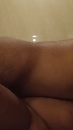 Indische Bhabhi Devar Fucking on Badroom in My Home (your Shona)