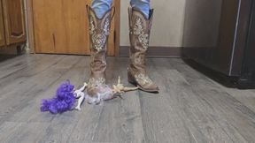 Chrissy cowgirl boot smash