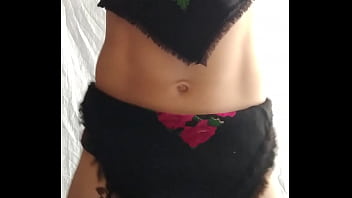 cross Mariana ass and body dance 2